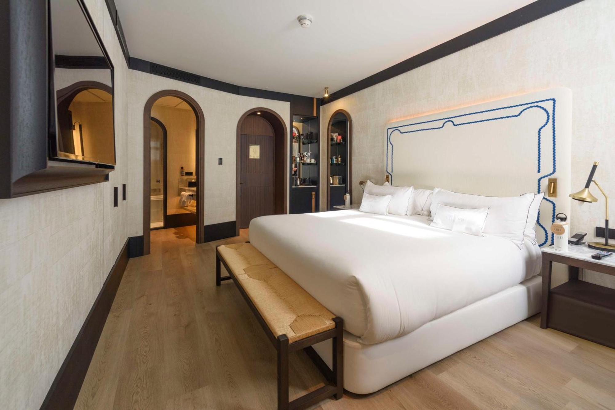 Hotel Montera Madrid, Curio Collection By Hilton Exterior foto